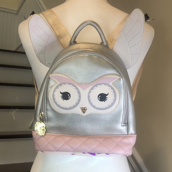 Kids Size BETSEY JOHNSON Luv Betsey Holographic Owl Backpack Adjustable Straps - Picture 10 of 17